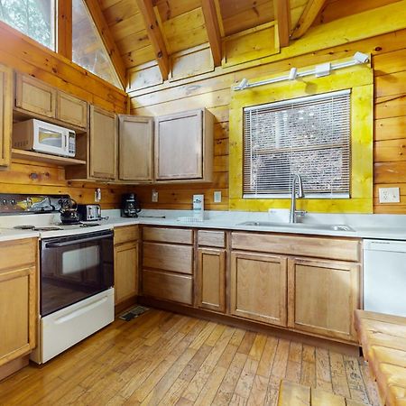 Sugar Bear Cabin Sevierville Exterior foto